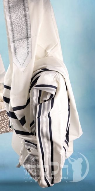 טלית 100% צמר תשבץ – פסים כחולים - 500