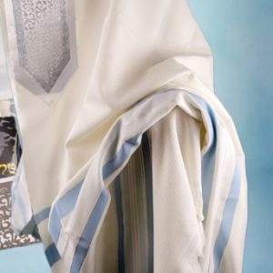 טלית 100% צמר תשבץ – פסים תכלת - 502