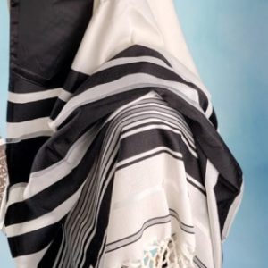 טלית מרוקאית 100% צמר תשבץ – שחור עם אבנים - 261